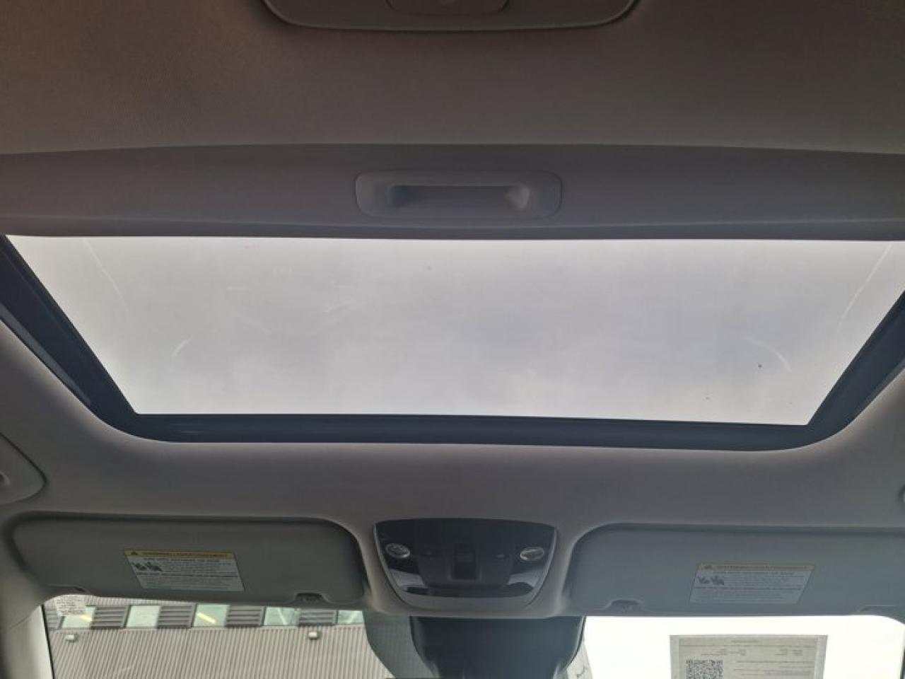 2024 Kia Seltos EX AWD | Sunroof | Leather Trim  | Heated Wheel + Seats | Remote Start | CarPlay + Android | + more Photo