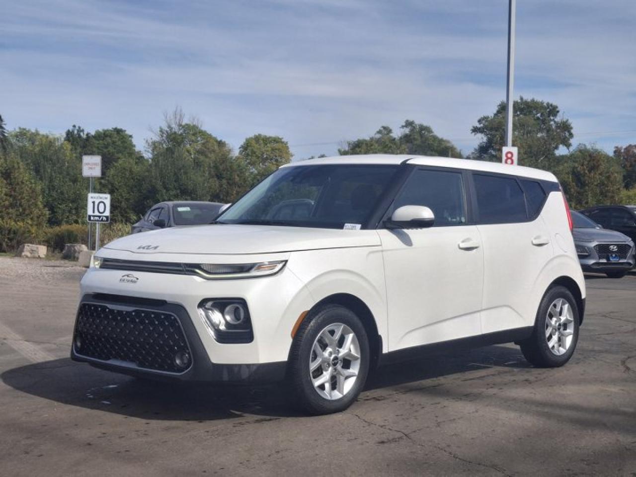 Used 2022 Kia Soul EX | CarPlay | Android Auto | Heated Seats & Steering | Cruise Control | Rear Camera & More ! for sale in Guelph, ON