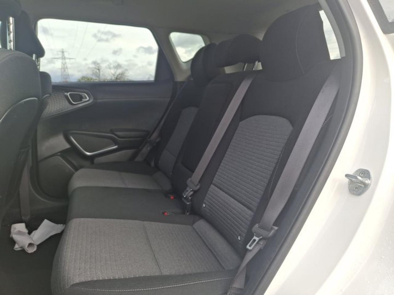 2022 Kia Soul EX | CarPlay | Android Auto | Heated Seats & Steering | Cruise Control | Rear Camera & More ! Photo