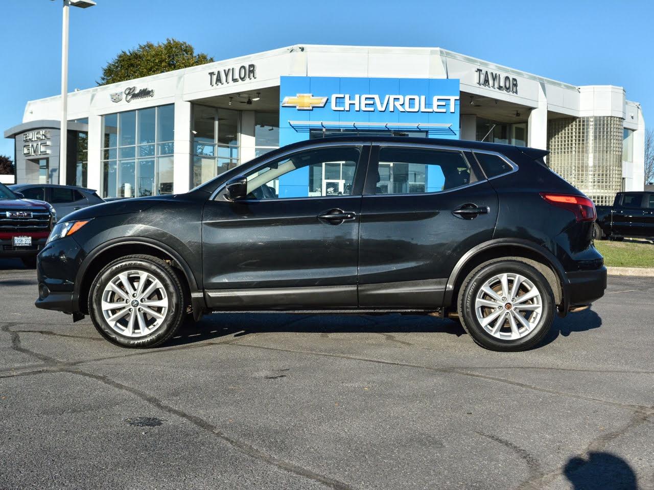 2019 Nissan Qashqai S Photo2