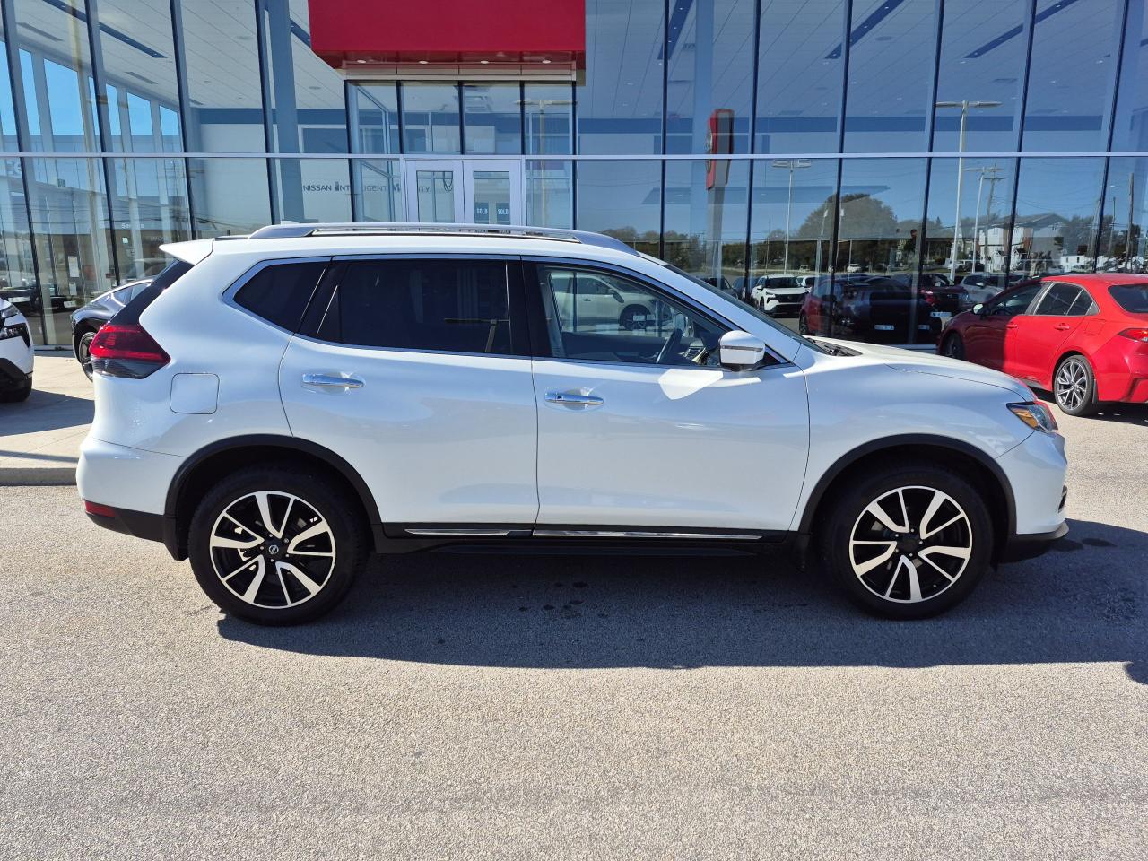 2020 Nissan Rogue SL PLATINUM LEATHER - 360 CAMERAS - MOONROOF Photo5