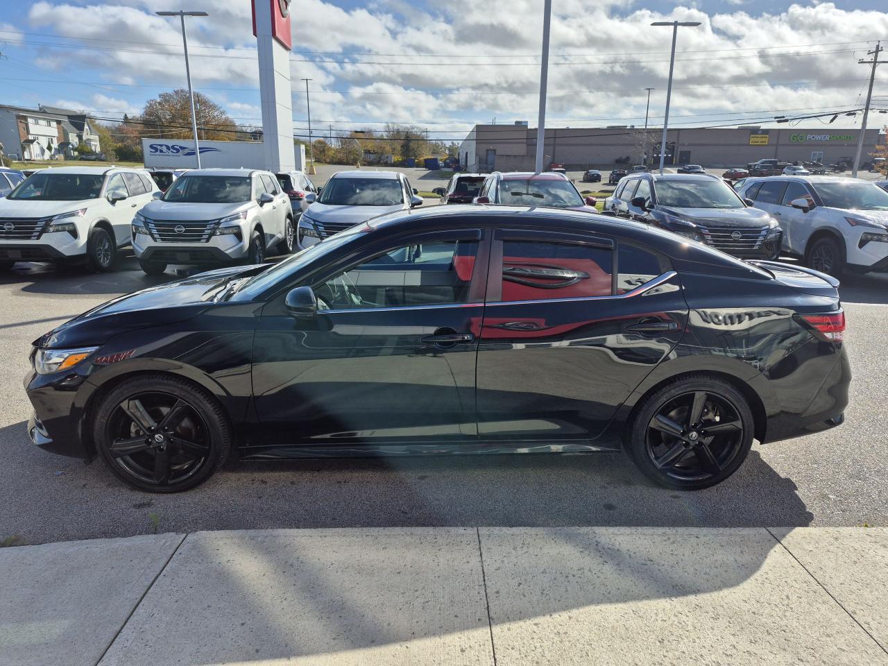 2022 Nissan Sentra SR Photo19
