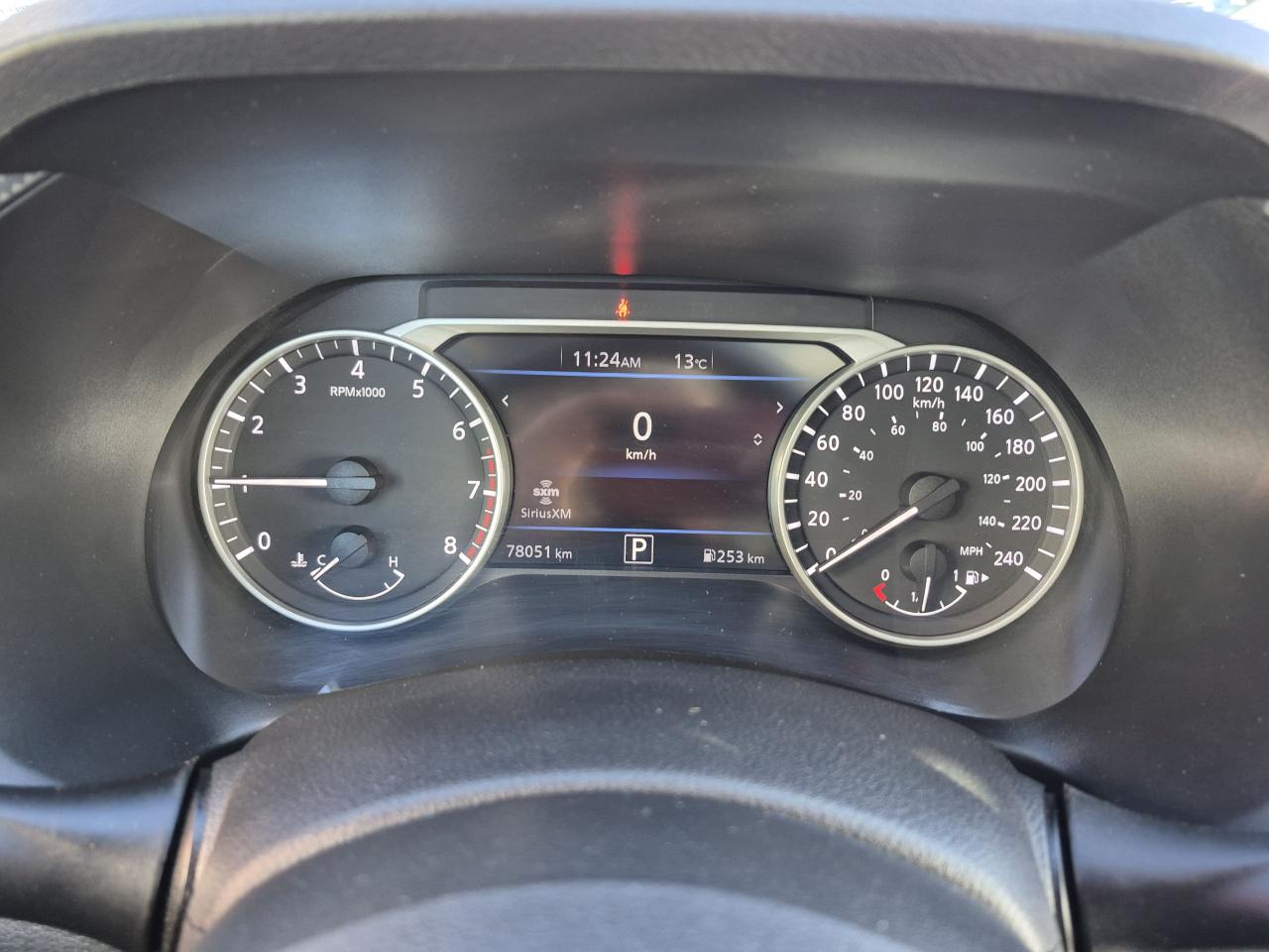 2022 Nissan Sentra SR Photo8