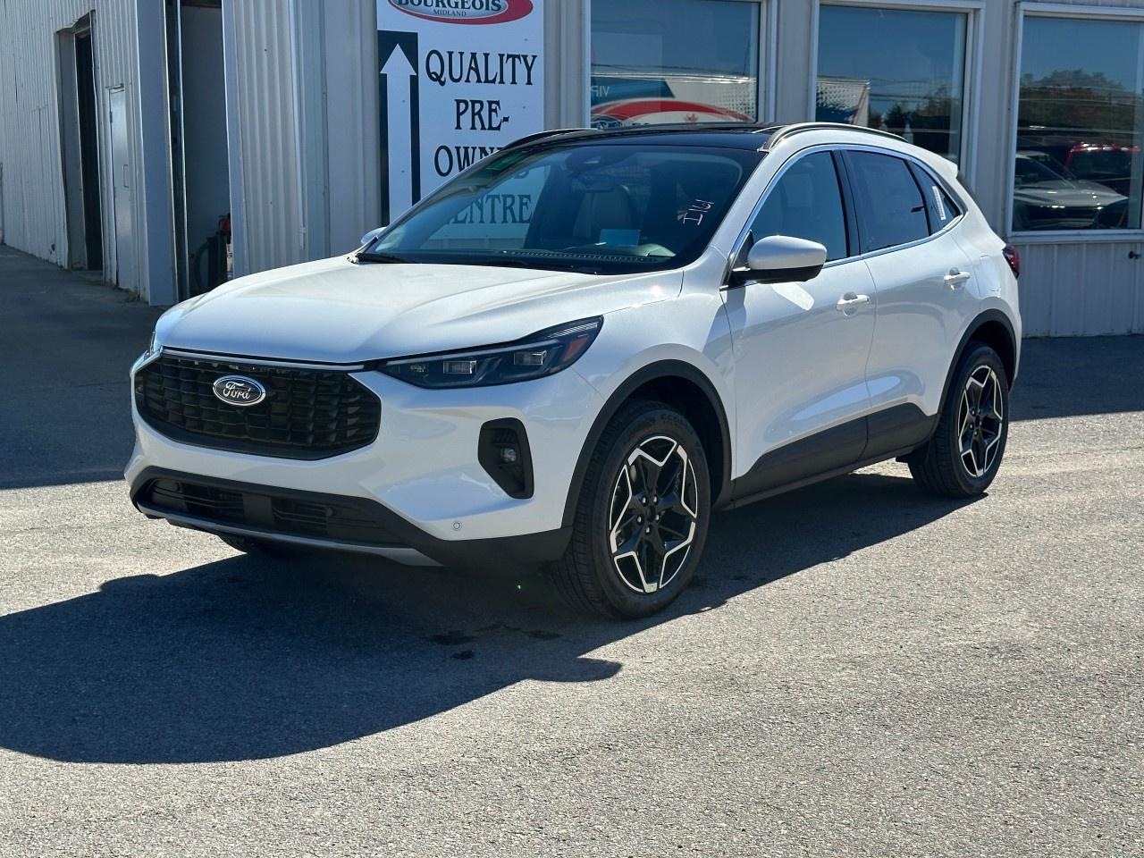 2026 Ford Escape Platinum AWD Photo