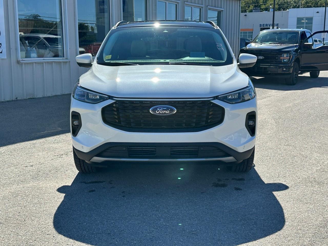 2026 Ford Escape Platinum AWD Photo