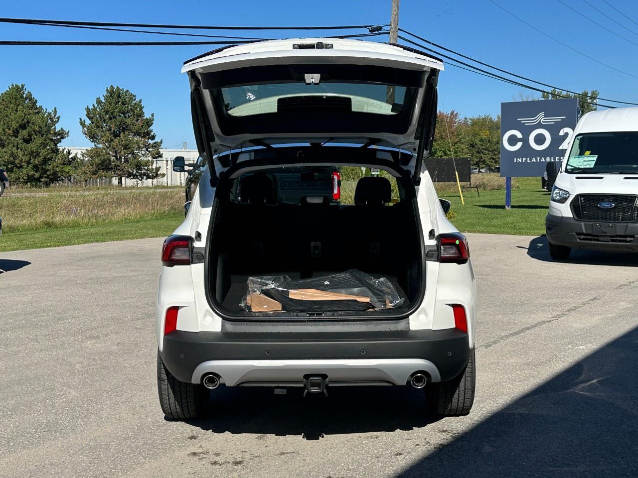 2026 Ford Escape Platinum AWD Photo