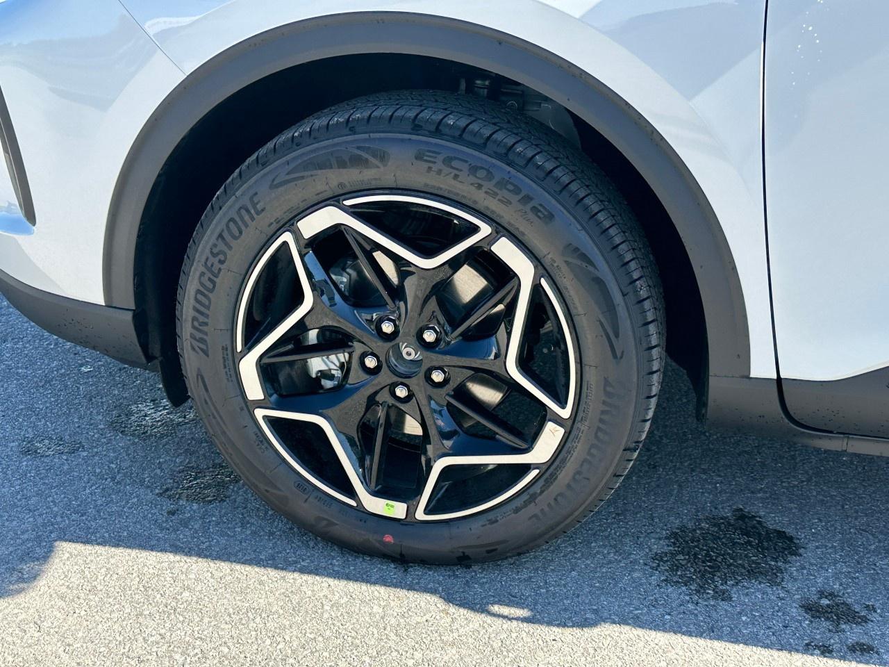 2026 Ford Escape Platinum AWD Photo