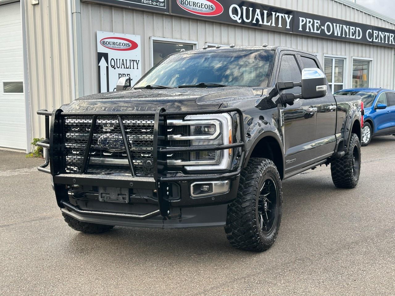 2023 Ford F-250 Super Duty SRW PLATINUM 4WD CREW CAB 6.75' BOX Photo