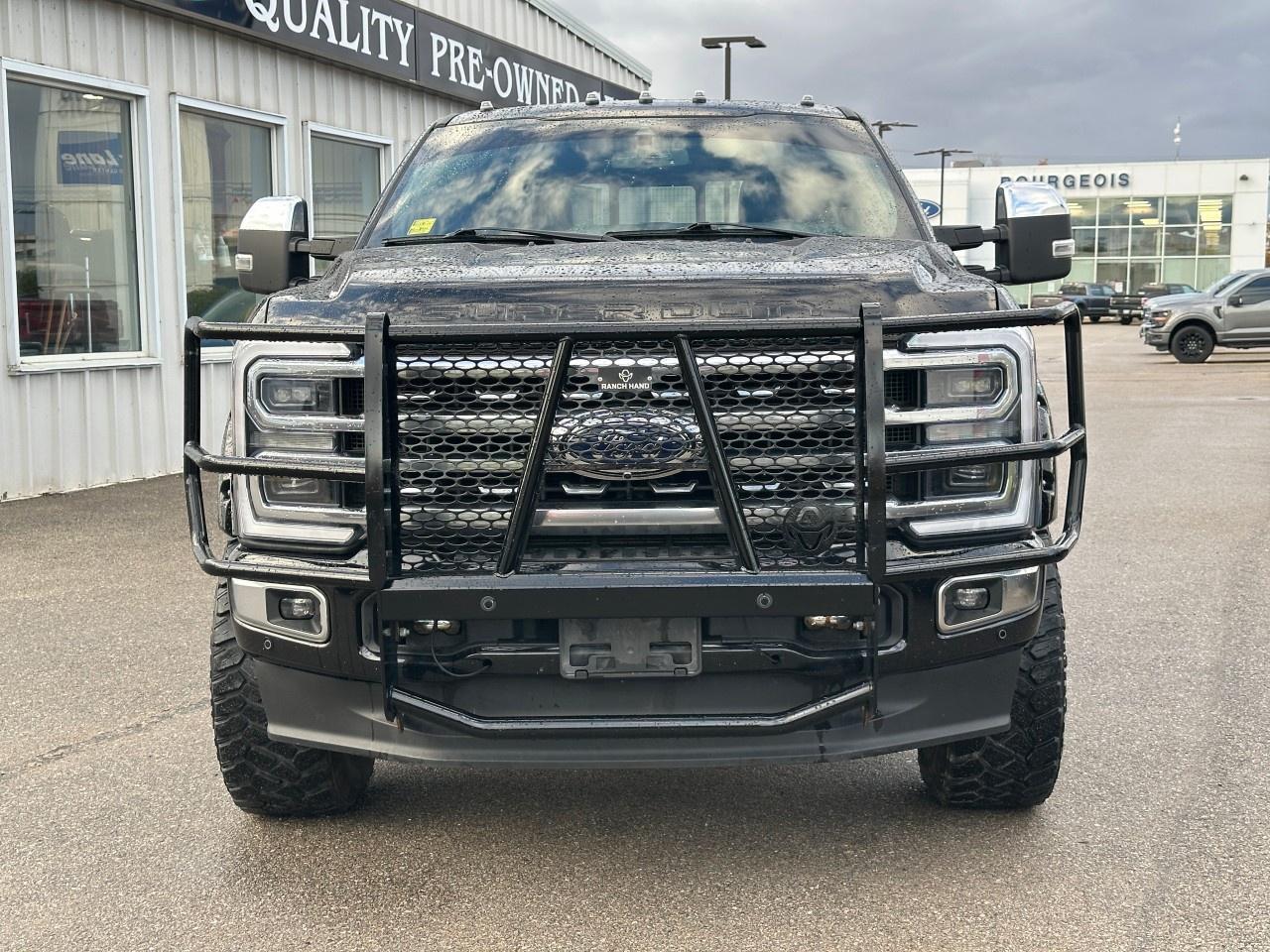 2023 Ford F-250 Super Duty SRW PLATINUM 4WD CREW CAB 6.75' BOX Photo2