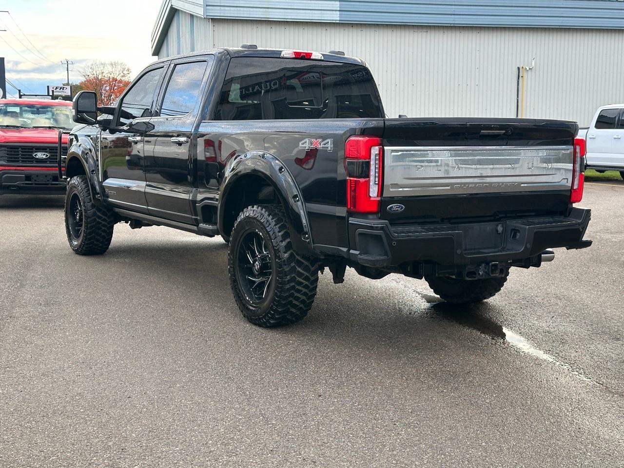 2023 Ford F-250 Super Duty SRW PLATINUM 4WD CREW CAB 6.75' BOX Photo