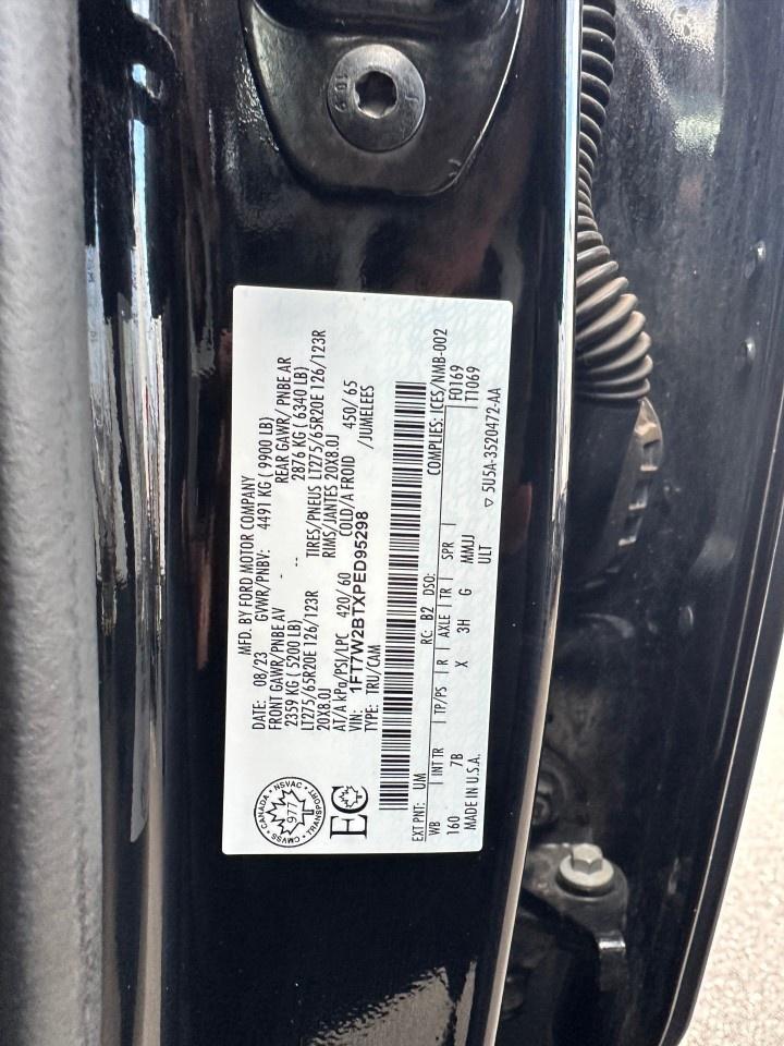 2023 Ford F-250 Super Duty SRW PLATINUM 4WD CREW CAB 6.75' BOX Photo