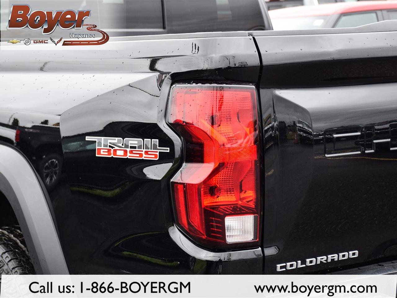 2023 Chevrolet Colorado Crew Cab Short Box 4-Wheel Drive Trail Boss Photo