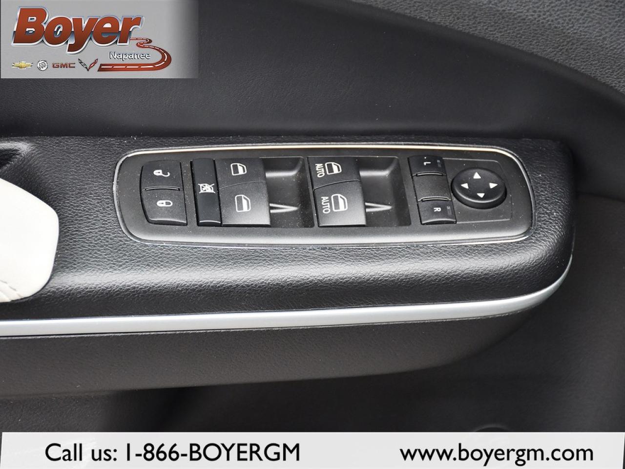 2021 Chrysler 300 300S RWD Photo