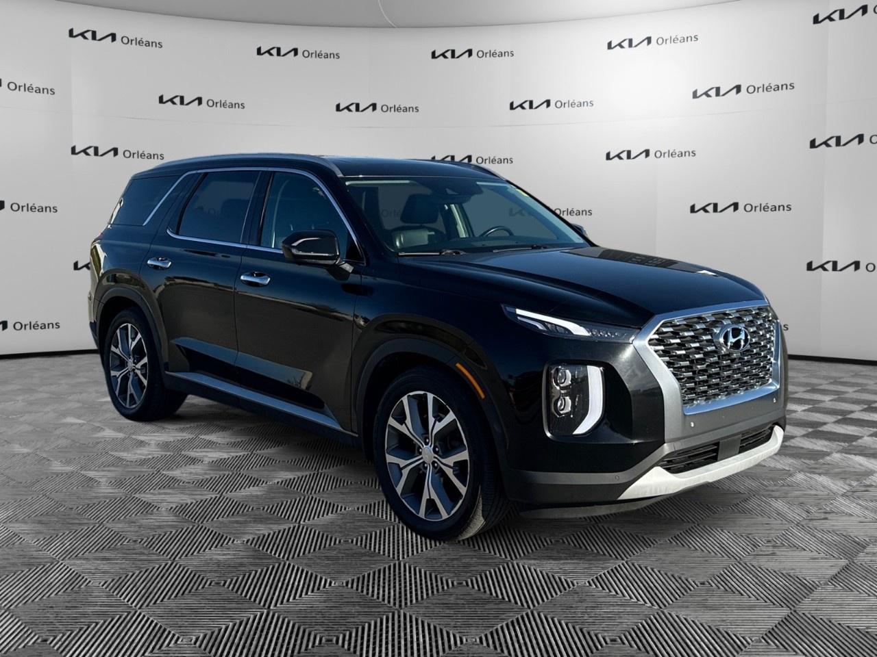 2021 Hyundai PALISADE Luxury 7-Passenger AWD Photo2