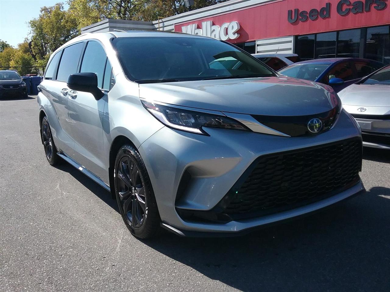 Used 2022 Toyota Sienna XSE | HYBRID | Sunroof | NAV for sale in Ottawa, ON