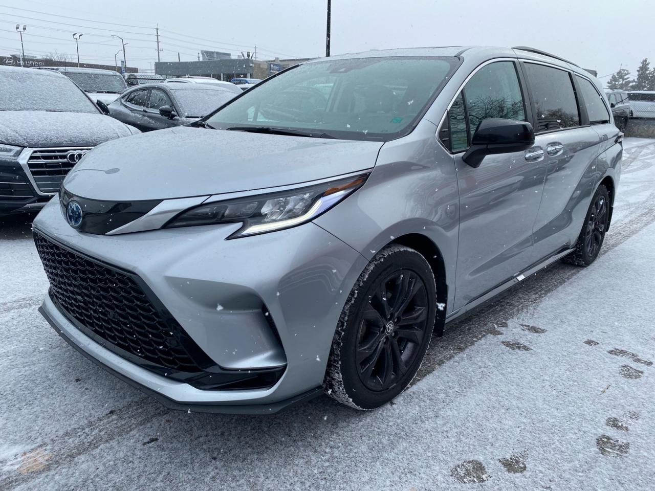 2022 Toyota Sienna XSE | HYBRID | Sunroof | NAV | *** SOLD *** Photo2