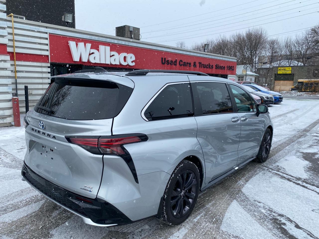 2022 Toyota Sienna XSE | HYBRID | Sunroof | NAV | *** SOLD *** Photo