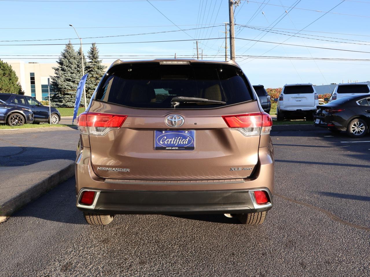 2017 Toyota Highlander XLE AWD CERTIFIED *1 OWNER*ACCIDENT FREE**7 SEATS* CAMERA NAV BLUETOOTH LEATHER HEATED SEATS SUNROOF CRUISE ALLOYS - Photo #5