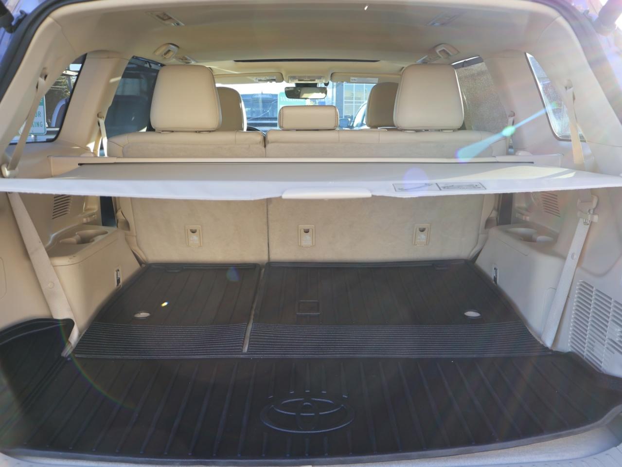 2017 Toyota Highlander XLE AWD CERTIFIED *1 OWNER*ACCIDENT FREE**7 SEATS* CAMERA NAV BLUETOOTH LEATHER HEATED SEATS SUNROOF CRUISE ALLOYS - Photo #46