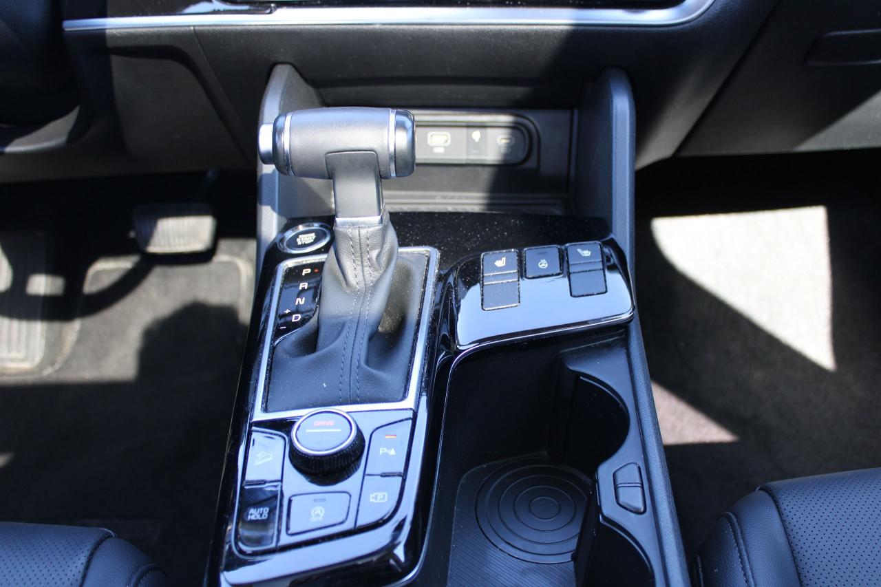2024 Kia Sportage EX - Photo #11