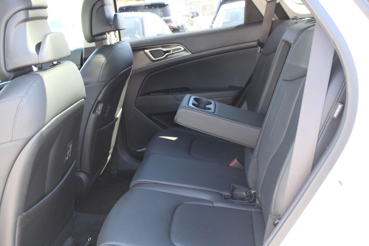 2024 Kia Sportage EX - Photo #15