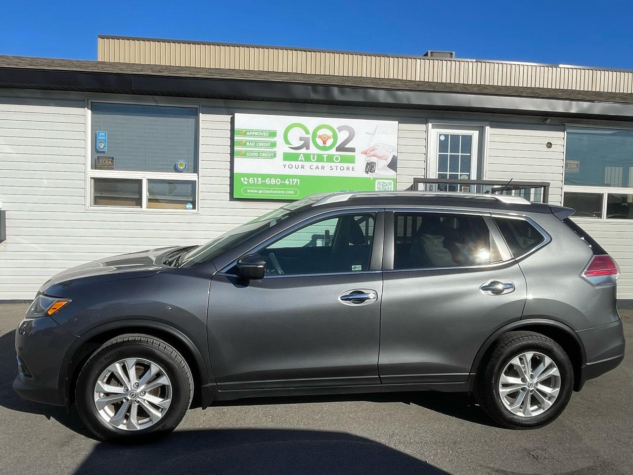 2015 Nissan Rogue SV - Photo #4