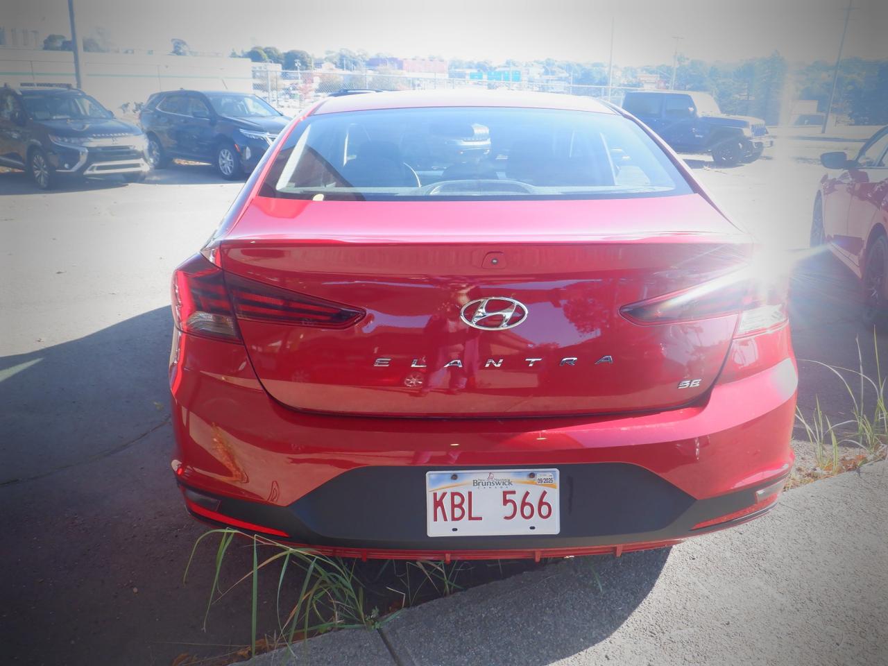 2020 Hyundai Elantra Essential - Photo #9