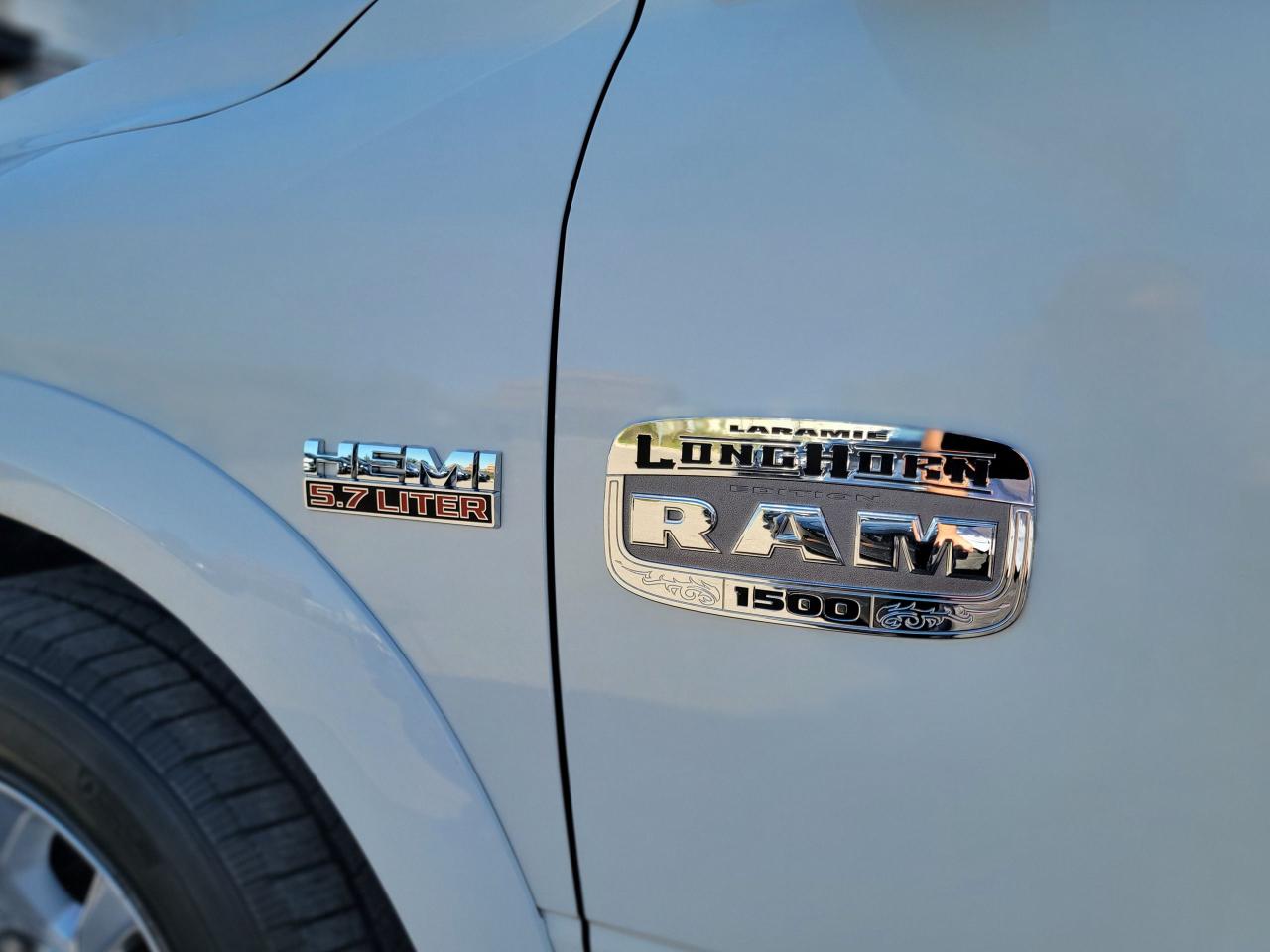 2018 RAM 1500 Longhorn 4x4 Crew Cab 5'7" Box *Ltd Avail* - Photo #8
