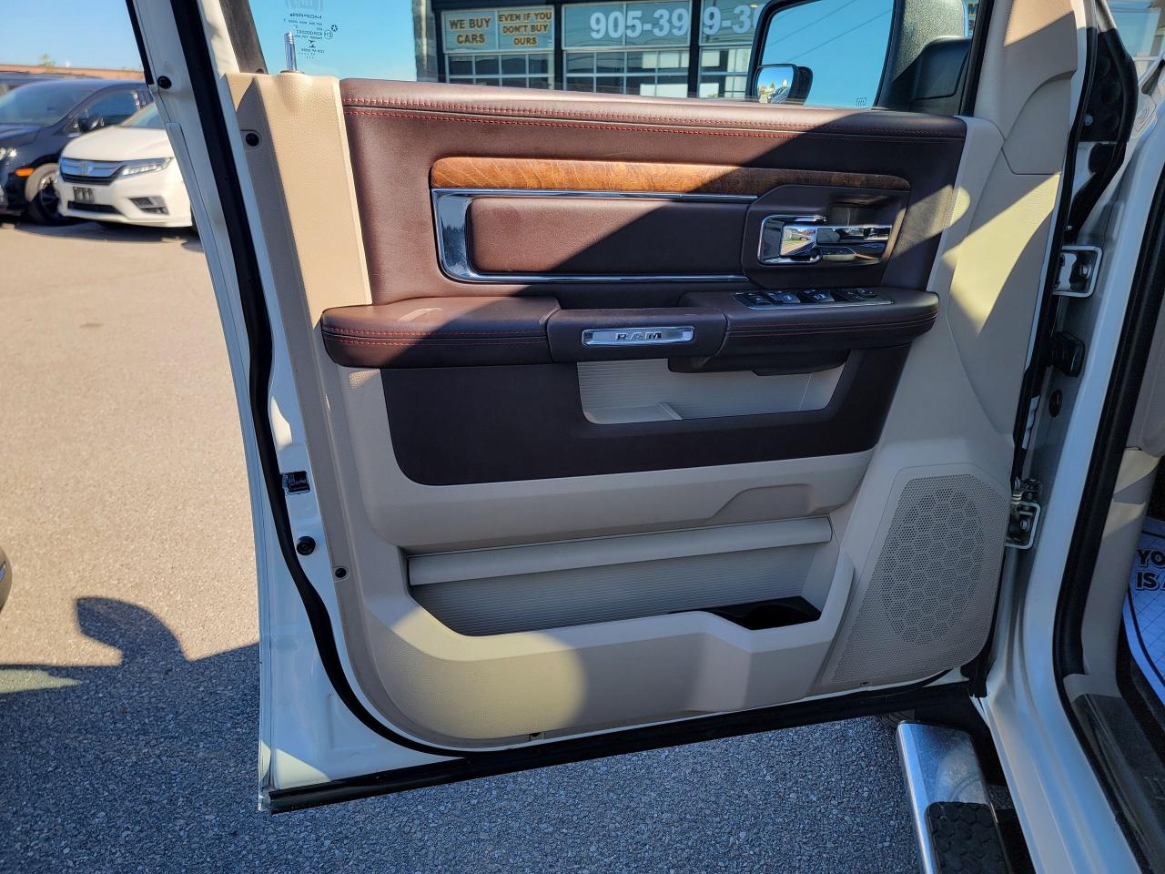 2018 RAM 1500 Longhorn 4x4 Crew Cab 5'7" Box *Ltd Avail* - Photo #11