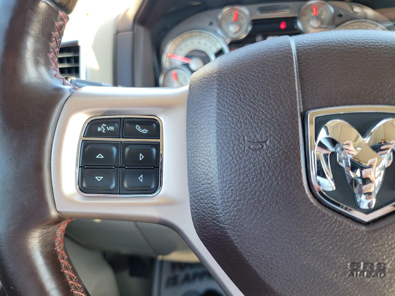 2018 RAM 1500 Longhorn 4x4 Crew Cab 5'7" Box *Ltd Avail* - Photo #17