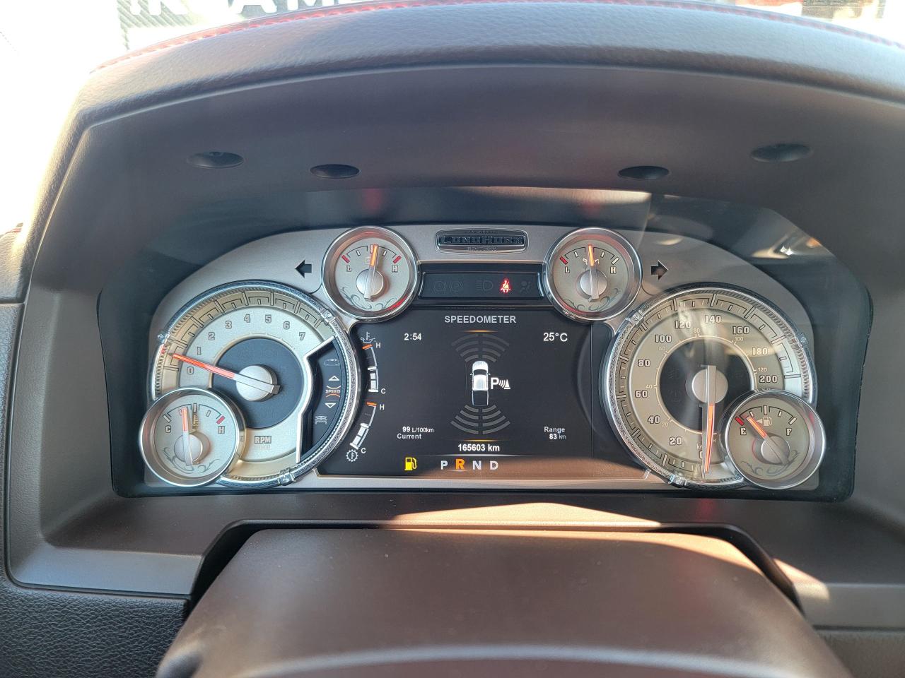 2018 RAM 1500 Longhorn 4x4 Crew Cab 5'7" Box *Ltd Avail* - Photo #20