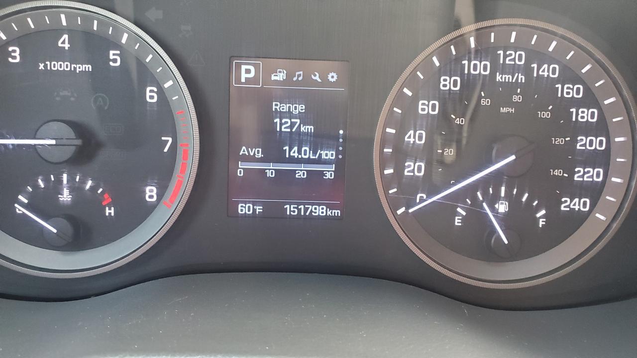 2016 Hyundai Tucson 2.0L"NO TAX SALE-MAX $2000-LTD TIME ONLY" - Photo #11