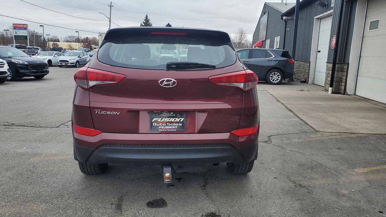 2016 Hyundai Tucson 2.0L-HEATED SEATS-BACK UP CAMERA-BLUETOOTH Photo