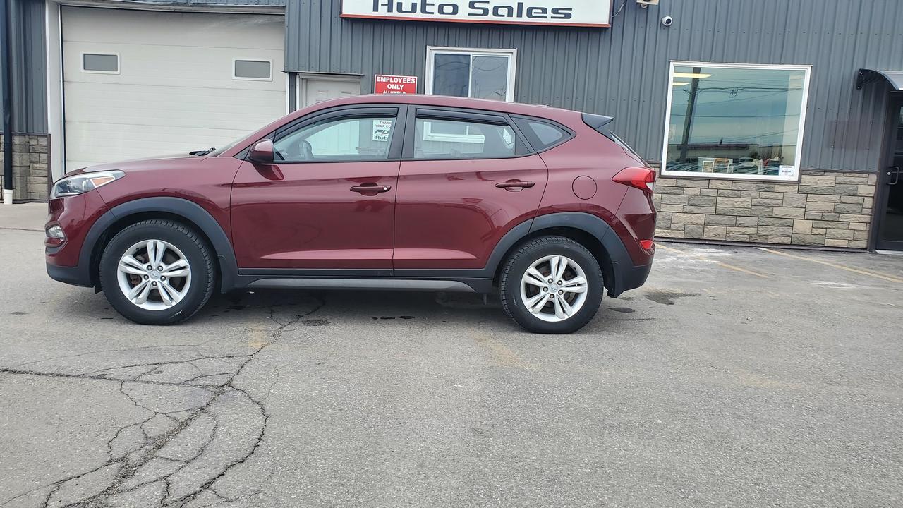 2016 Hyundai Tucson 2.0L-HEATED SEATS-BACK UP CAMERA-BLUETOOTH Photo1