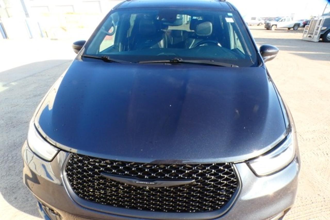 2021 Chrysler Pacifica S Touring-L AWD w/Htd L, pano S/R, NAV, BUC - Photo #24