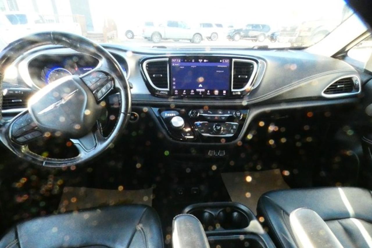2021 Chrysler Pacifica S Touring-L AWD w/Htd L, pano S/R, NAV, BUC - Photo #14