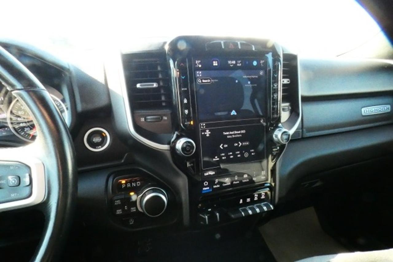 2023 Dodge Ram 1500 Big Horn e-torque Crew Cab w/Htd cloth, NAV, BUC - Photo #15
