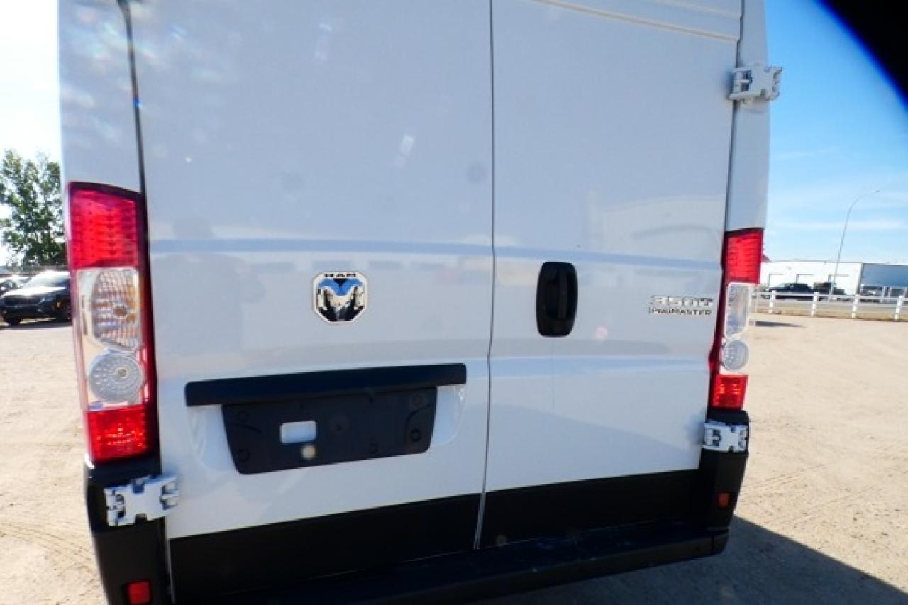 2025 RAM ProMaster SLT 3500 Ext. High Roof CARGO VAN w/cloth,NAV, BUC - Photo #26
