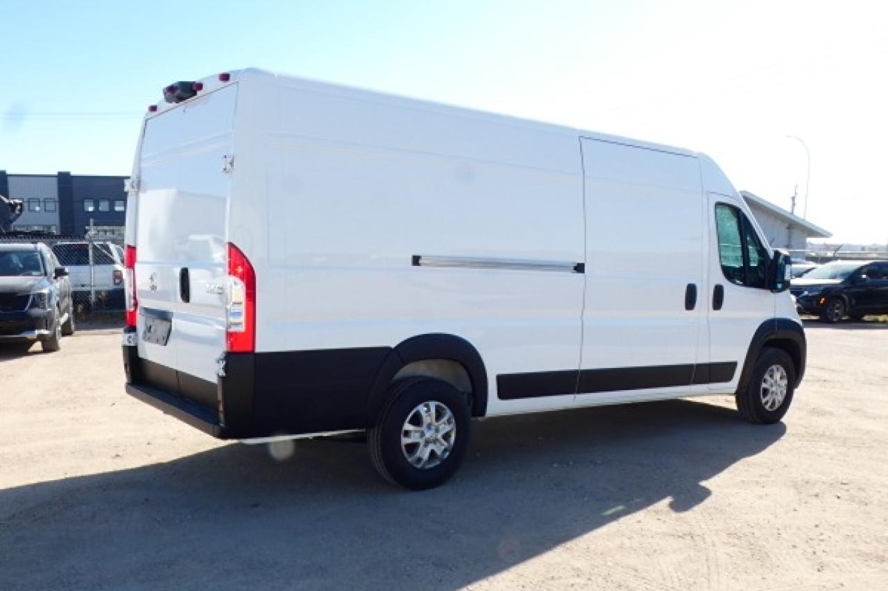 2025 RAM ProMaster SLT 3500 Ext. High Roof CARGO VAN w/cloth,NAV, BUC - Photo #6