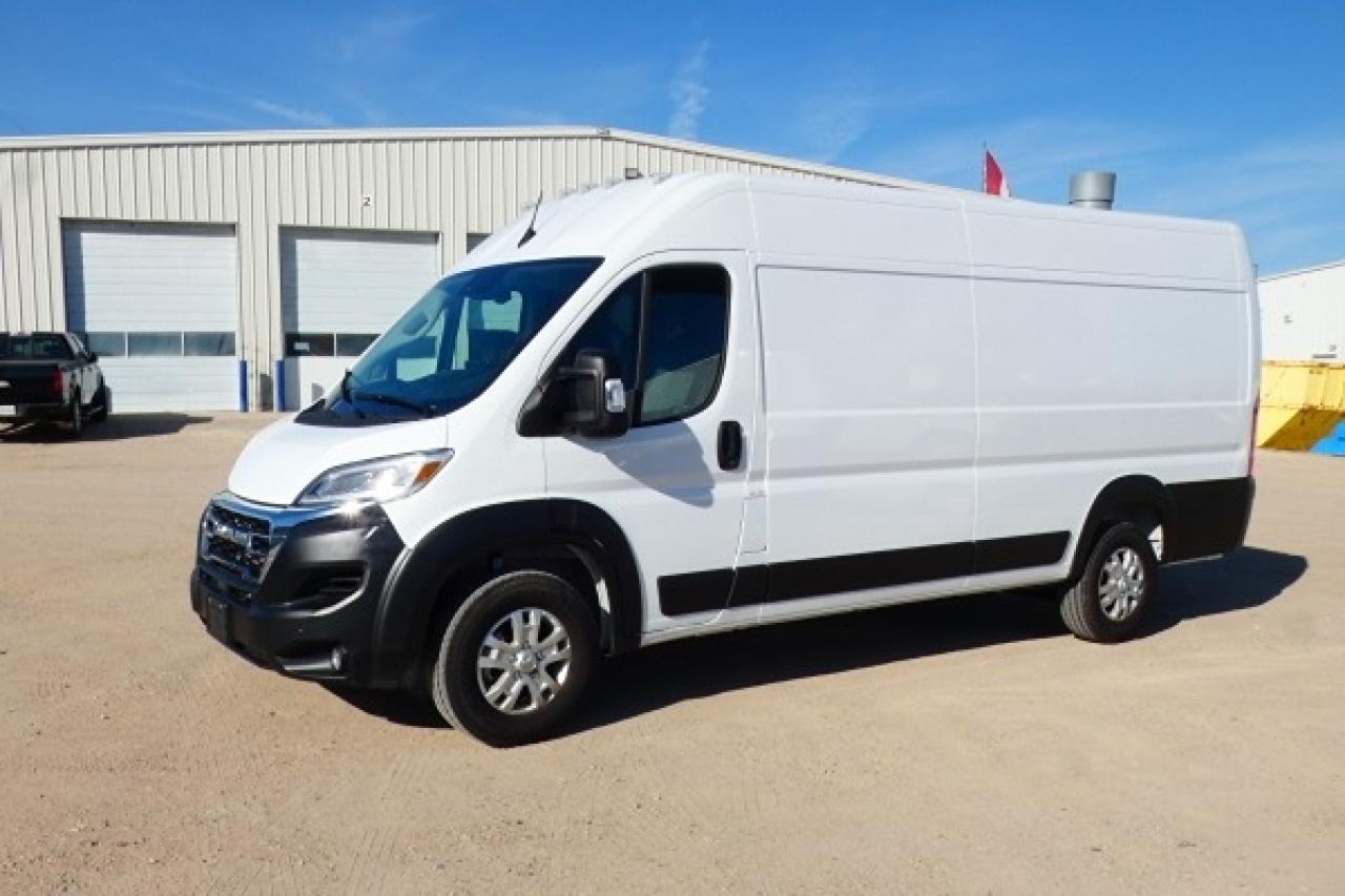 2025 RAM ProMaster SLT 3500 Ext. High Roof CARGO VAN w/cloth,NAV, BUC - Photo #2