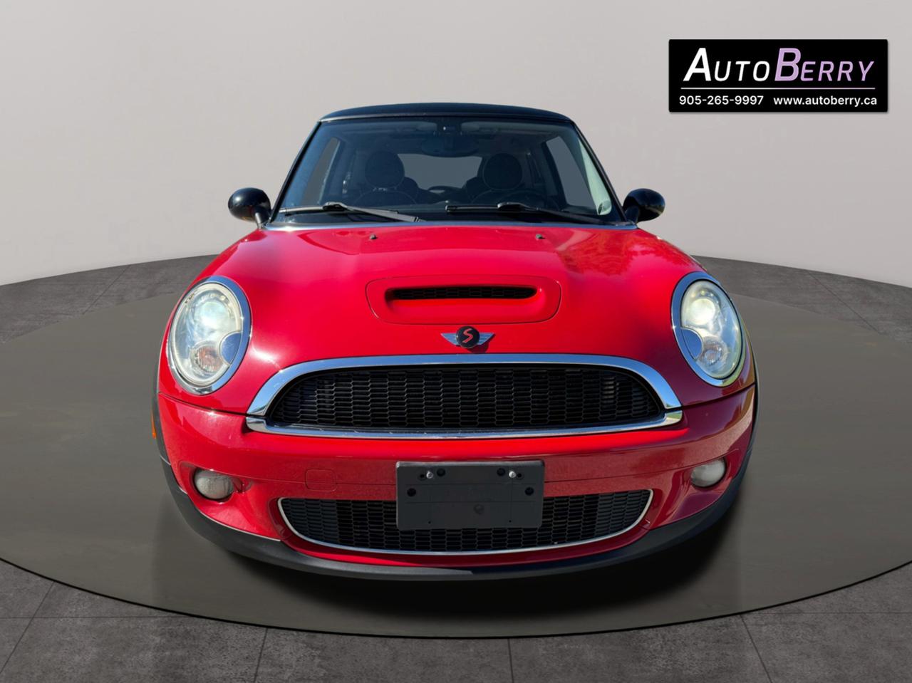 2010 MINI Cooper Hardtop S Photo2