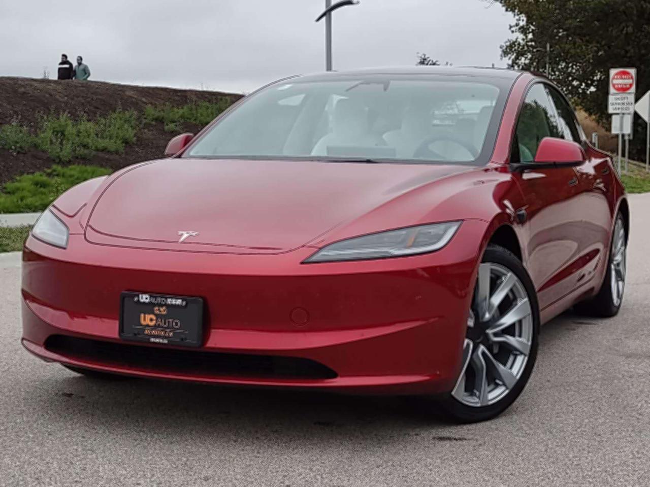 Used 2024 Tesla Model 3 RWD/ NO ACCIDENT/ BC LOCAL/ ONE OWNER for sale in Richmond, BC