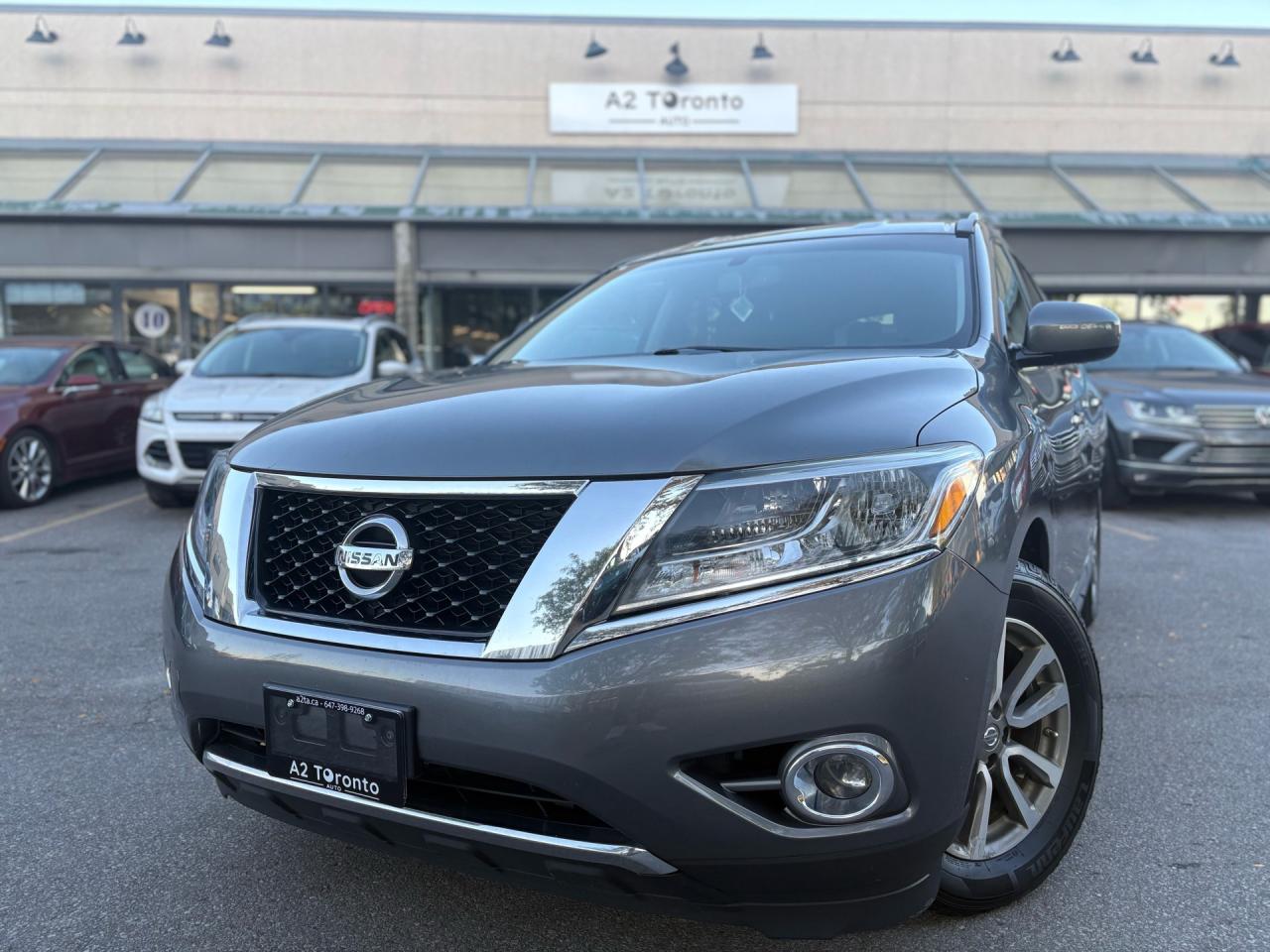 Used 2015 Nissan Pathfinder 4WD 4dr for sale in Toronto, ON