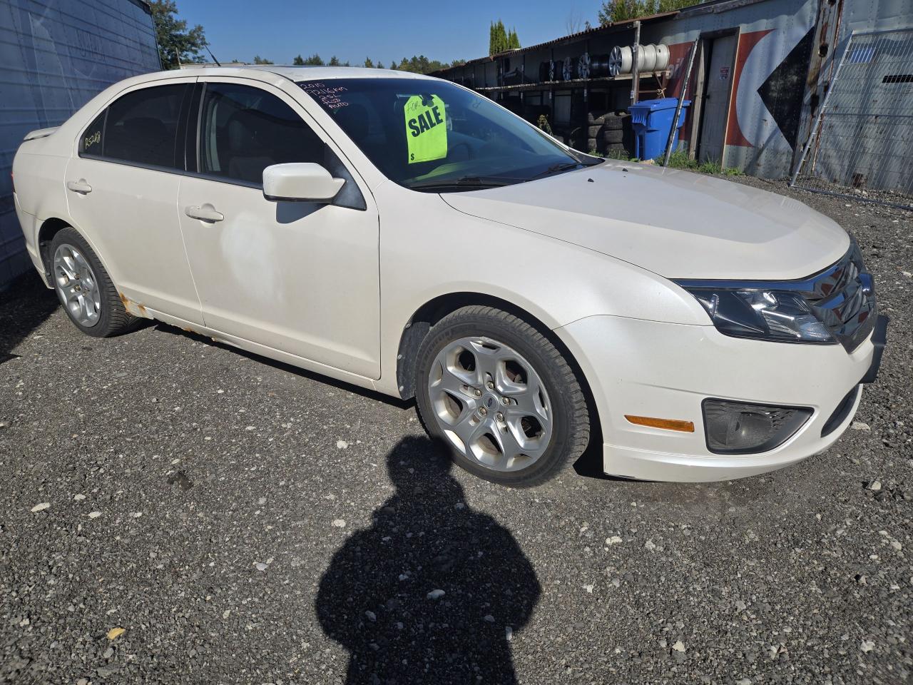 2010 Ford Fusion SE - Photo #3