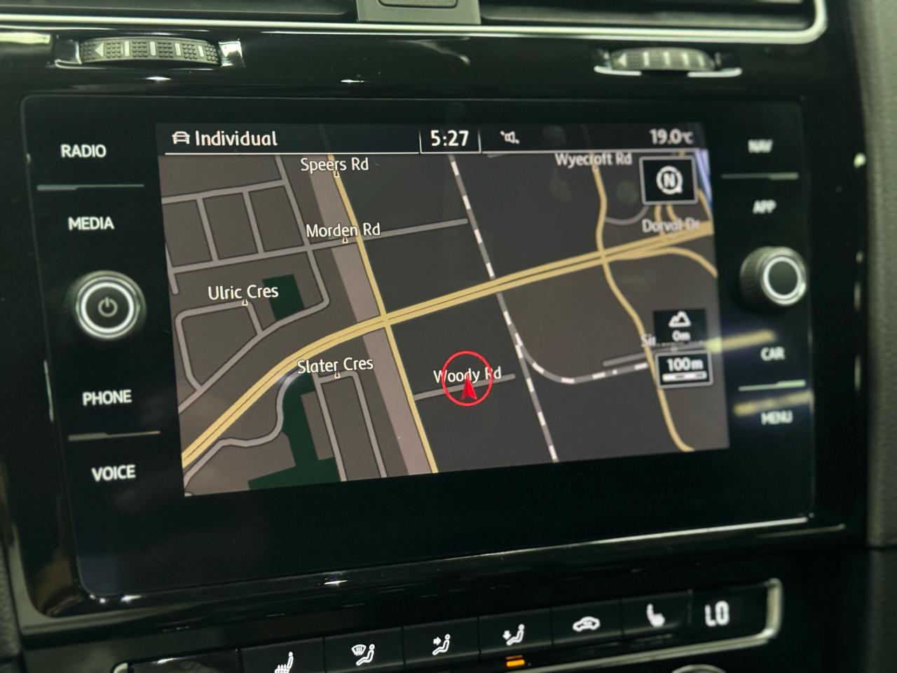 2016 Volkswagen Golf R 6-SPEED|NAV|BACKUP|CARPLAY|FENDER|ONE OWNER| - Photo #15