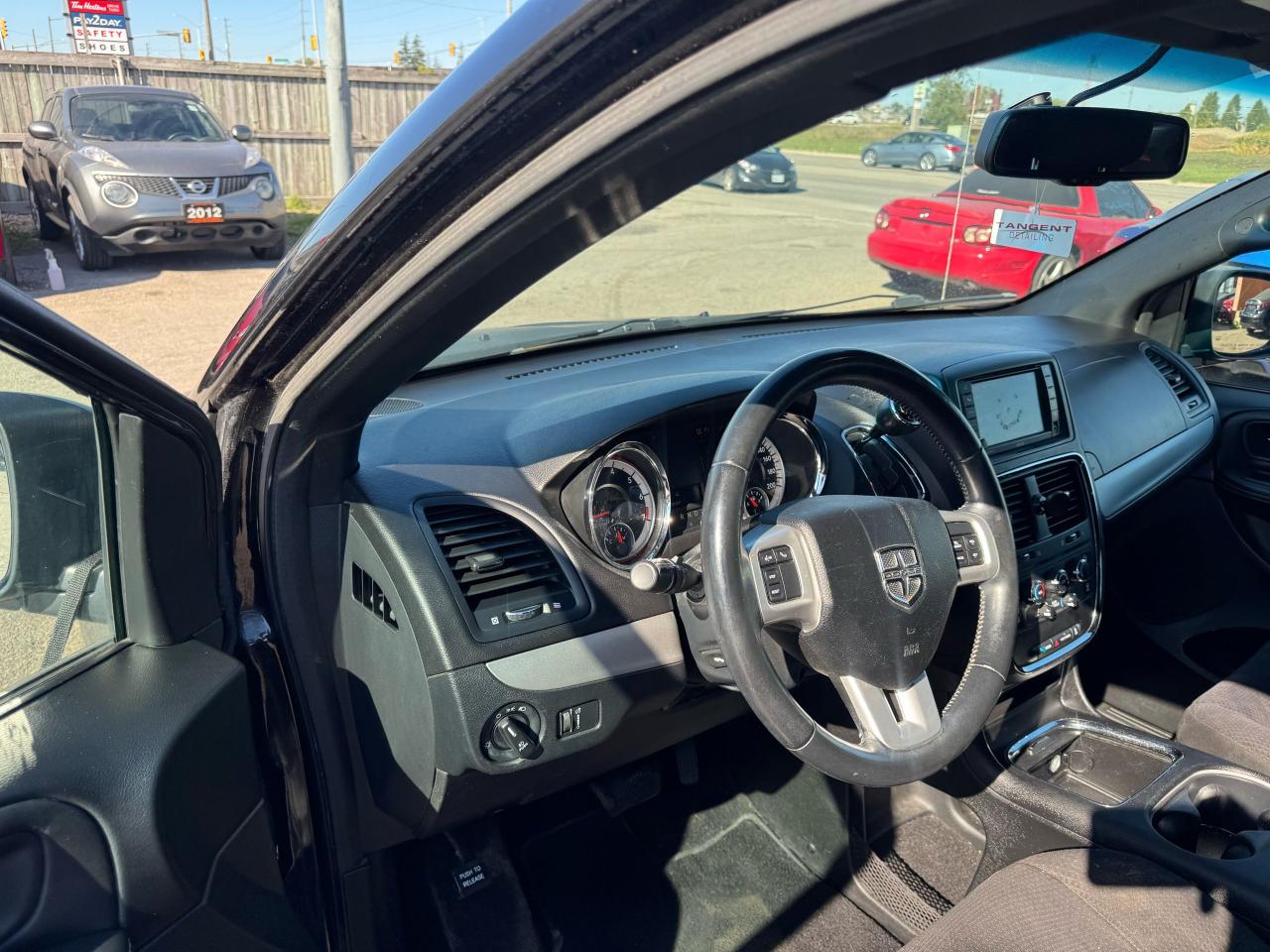 2014 Dodge Grand Caravan SXT, CAM, DVD, STOWNGO, RUNS WELL, AS IS SPECIAL - Photo #10