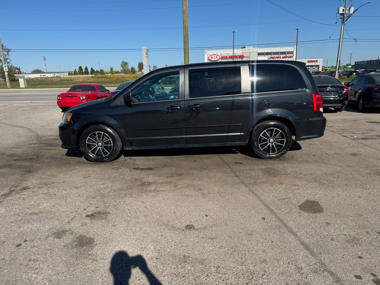 2014 Dodge Grand Caravan SXT, CAM, DVD, STOWNGO, RUNS WELL, AS IS SPECIAL - Photo #2