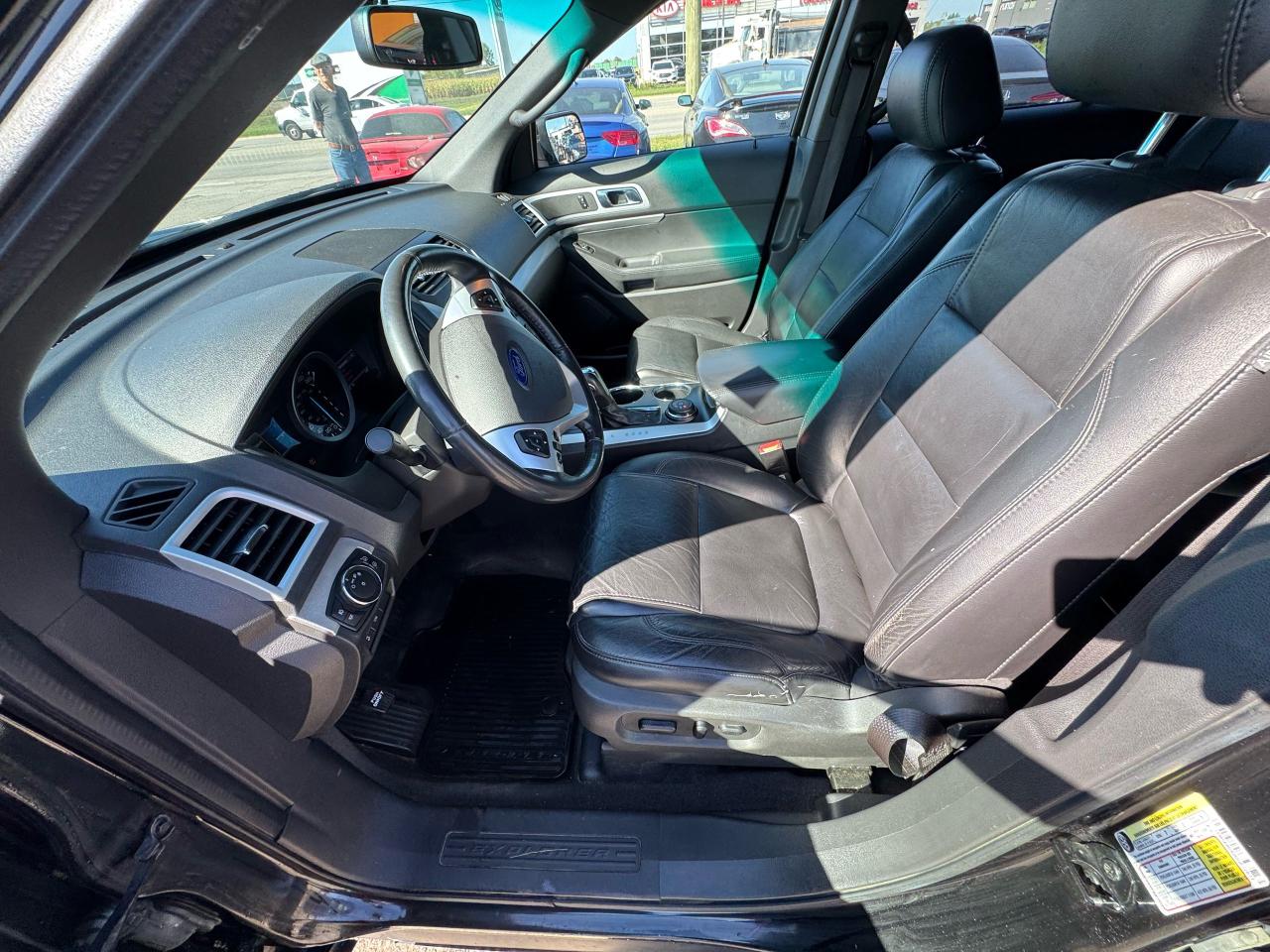 2013 Ford Explorer XLT, LEATHER, LOADED, 2 SETS WHEELS, V6, AS IS - Photo #11