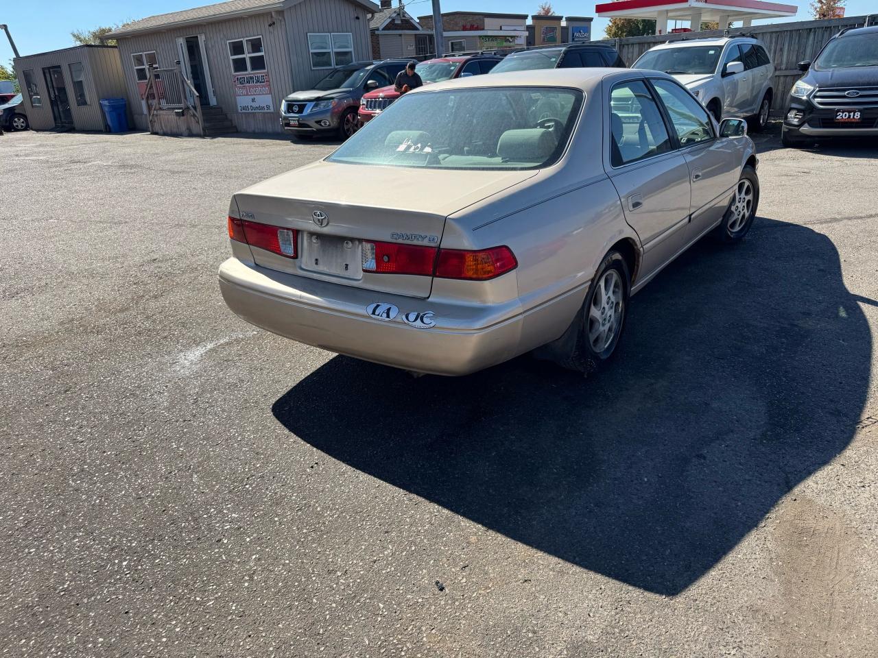 2000 Toyota Camry CE, ALLOYS, AUTO, HAS SPARK ISSUE, AS IS SPECIAL - Photo #5