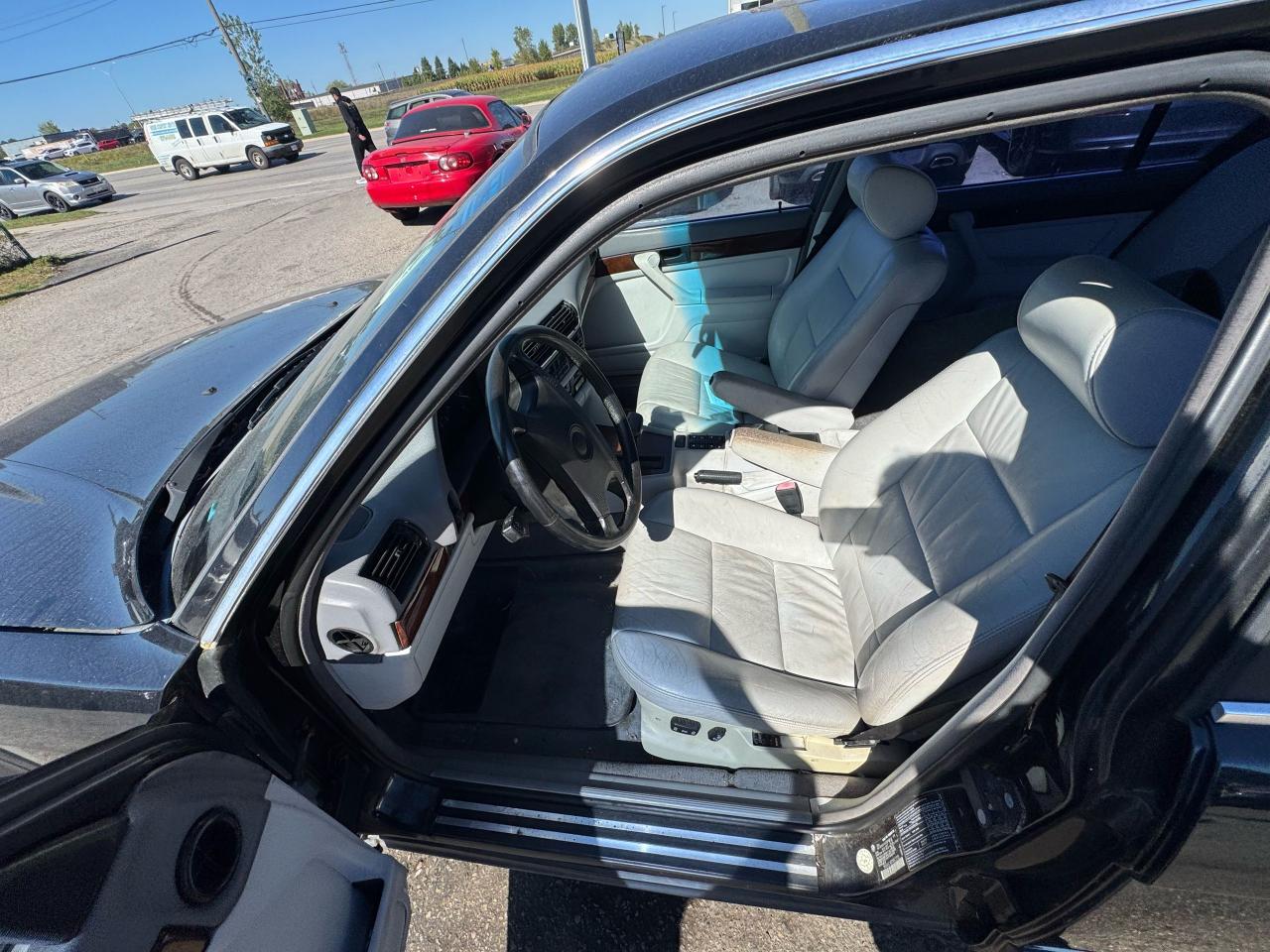 1992 BMW 7 Series 735iL, GOOD SHAPE, NEEDS FUEL PUMP, AS IS SPECIAL - Photo #11